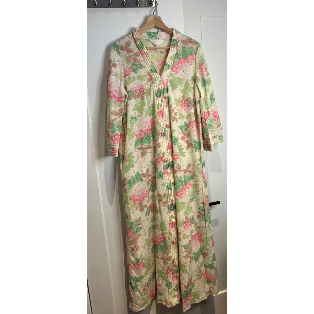 Vintage Sears Take-Along Floral Hydrangea‎ Maxi Robe Housecoat Pink Cream Medium